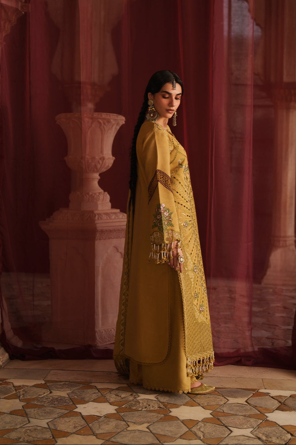 Mahnur Mastani Embroidered Luxury Karandi Unstitched 3pc
