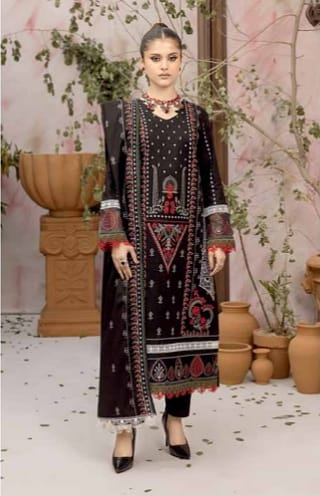 Rs 13990 Pakeezah Luxury Formals by Mahnur Emb Orgnaza 3pc Chiffon Duppata [PK-08]