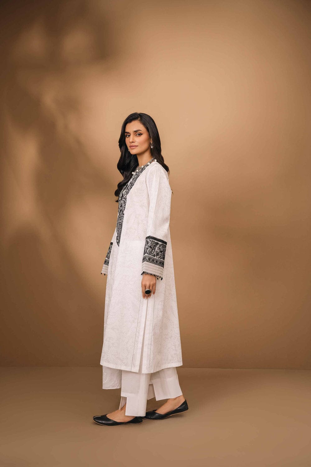 N-EMB-50%-LWN-3PC-89