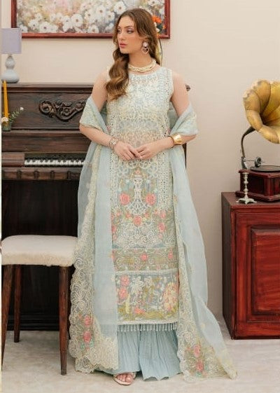 Mahnur Allenura Luxury Lawn Collection 3pc - Branded Cut Pieces