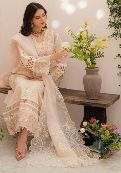 Mahnur Allenura Luxury Lawn Collection 3pc - Branded Cut Pieces