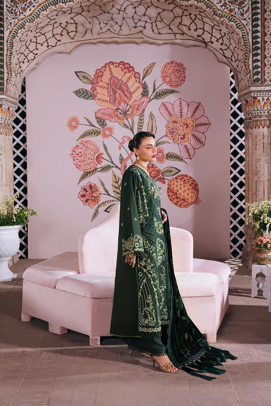 Mahnur Amelia Embroidered Luxury Khaddar 3pc