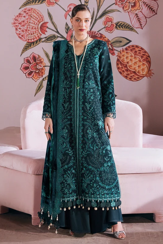 Mahnur Amelia Embroidered Luxury Khaddar 3pc
