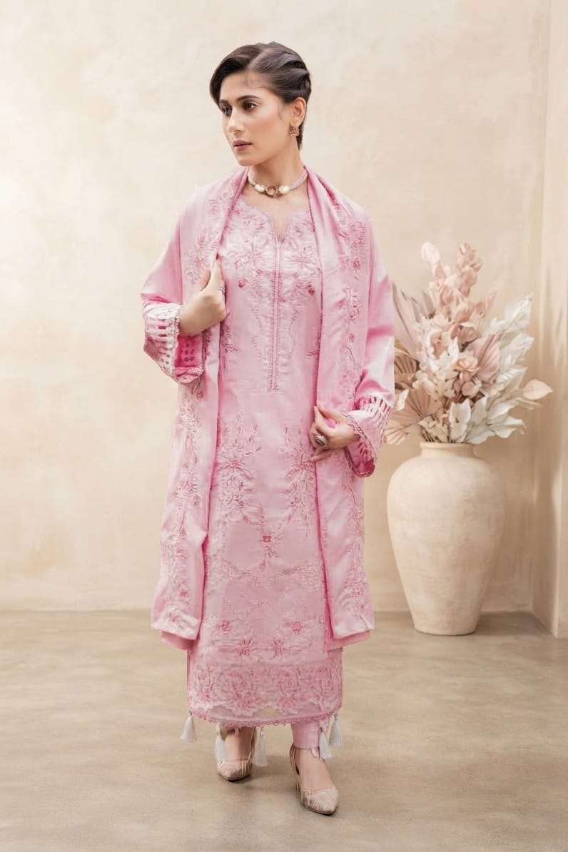 Irsa Afsana Embroidered Luxury Khaddar 3pc
