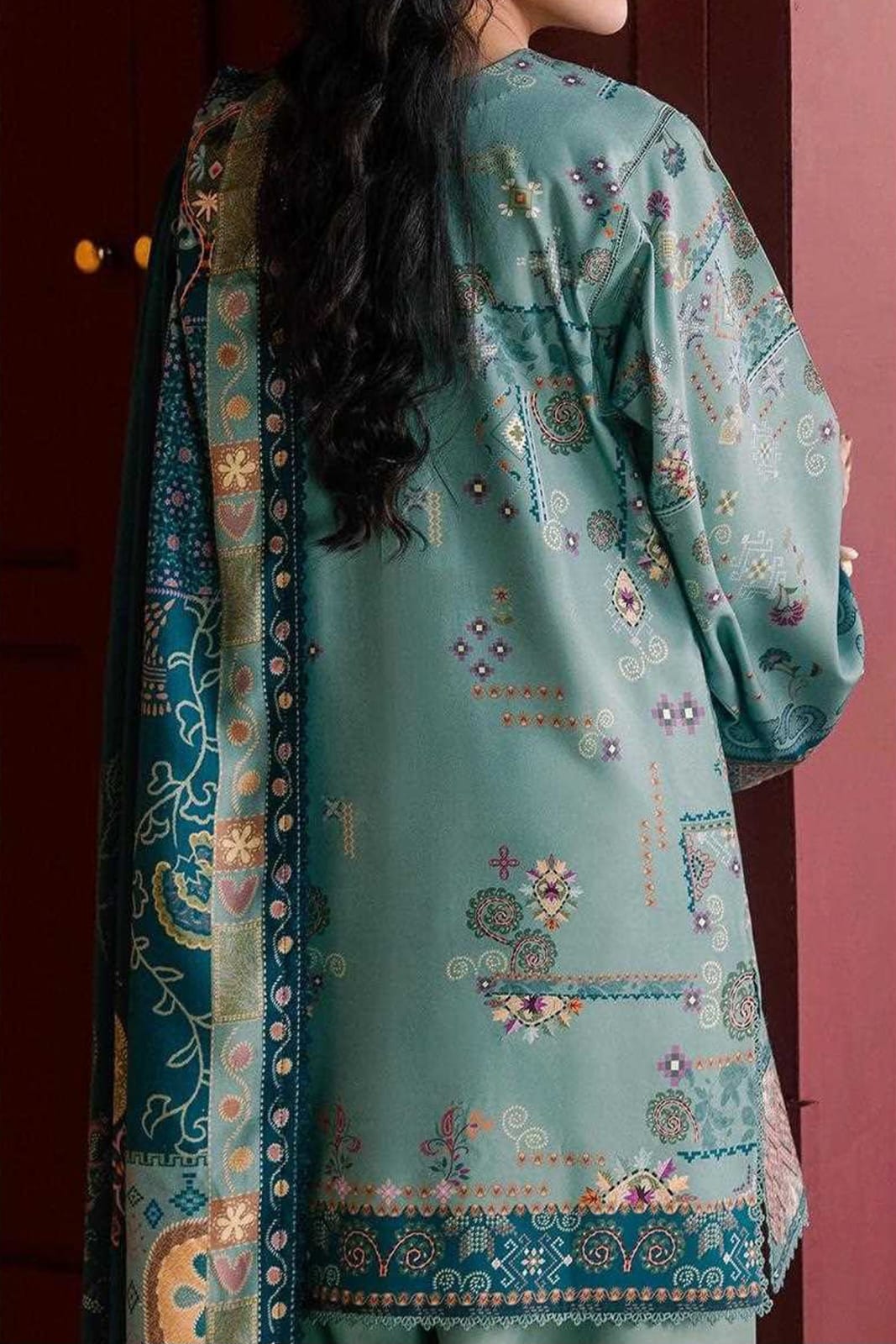 ZYNC Embroidered Luxury Viscose 3pc