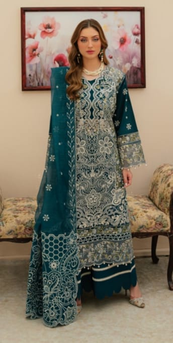 Mahnur Allenura Luxury Lawn Collection 3pc - Branded Cut Pieces