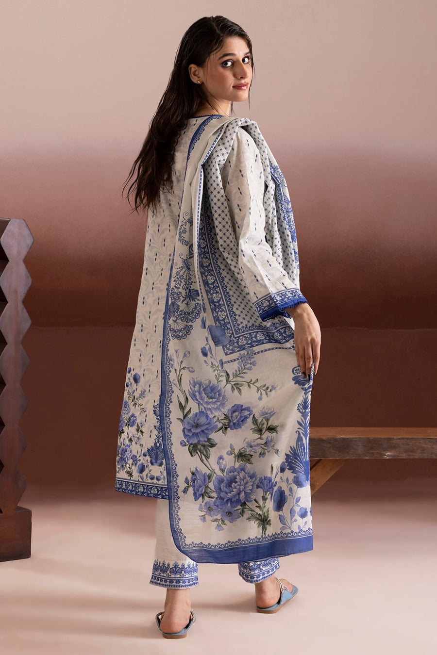 Zellbury Stitched Embroidered Khaddar 3pc