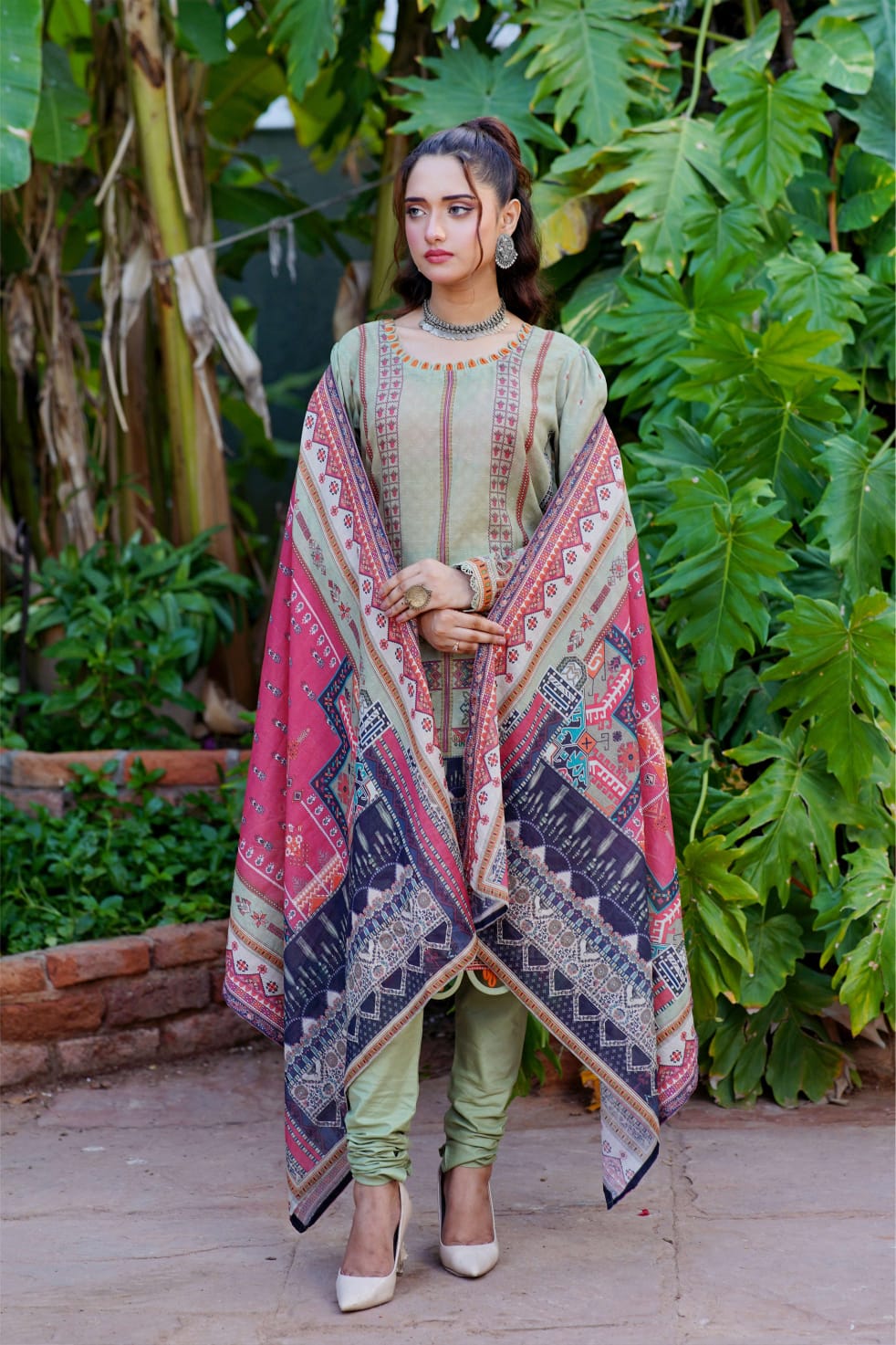 Jaffrani Printed Lawn Ayna Doria VOL 11 Collection 3pc - Branded Cut Pieces