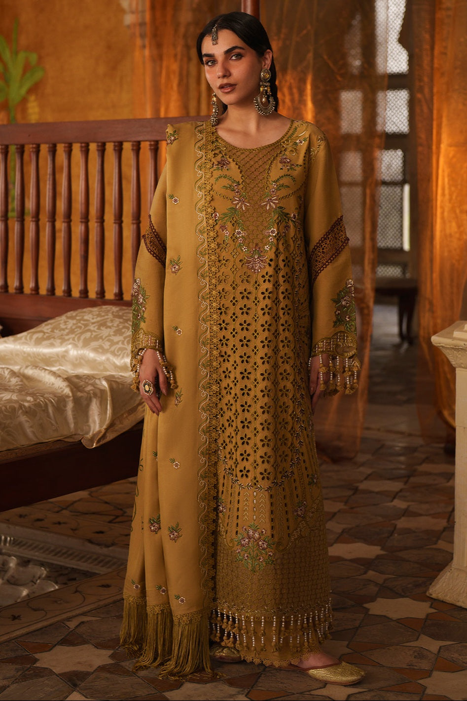Mahnur Mastani Embroidered Luxury Karandi Unstitched 3pc