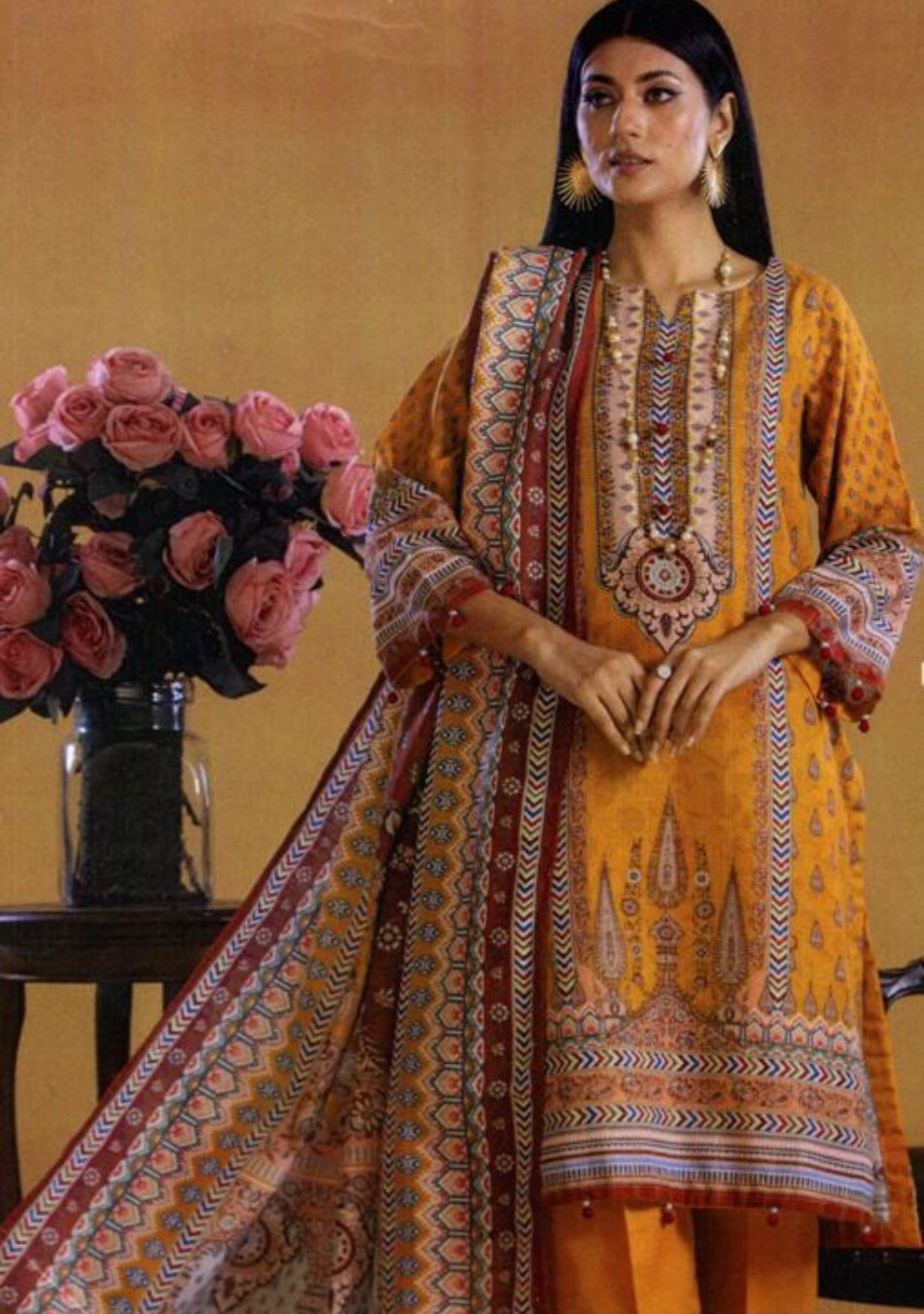 Hania&Minahil-Digital Printed Cross Grid Khaddar-Mustard-3PC - Branded Cut Pieces