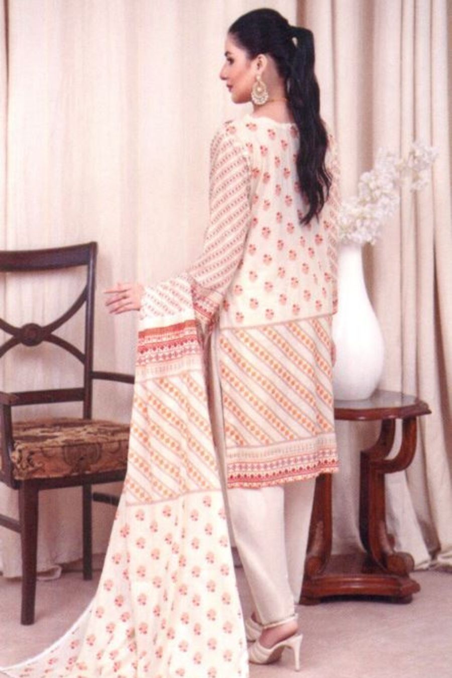 Digital Printed Lawn-Beige-3PC - Branded Cut Pieces