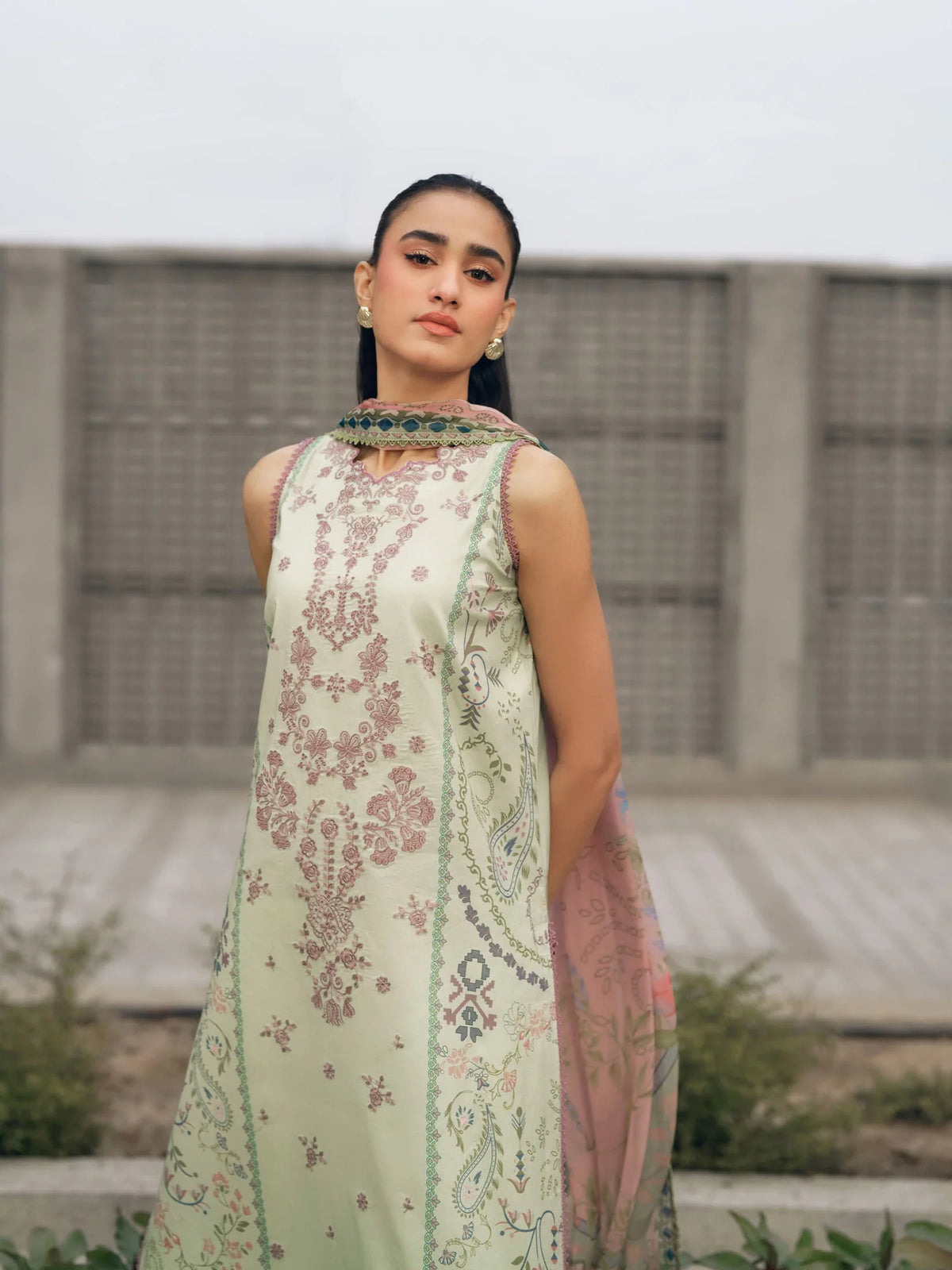 Florent Zync Embroidered Luxury Lawn 3pc