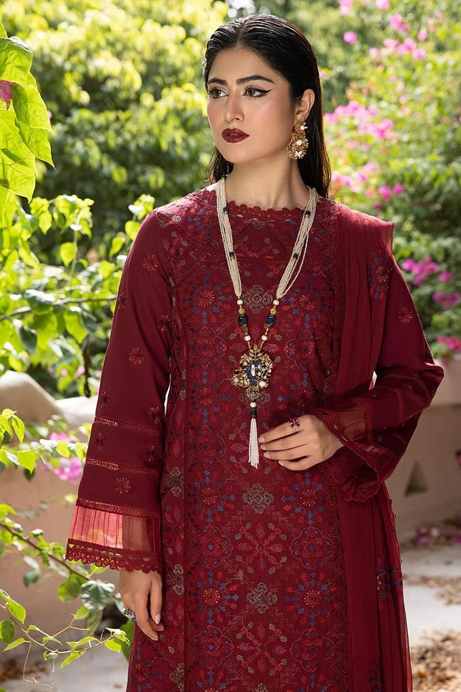 Mahnur-Embroidered Karandi-Red-3PC - Branded Cut Pieces