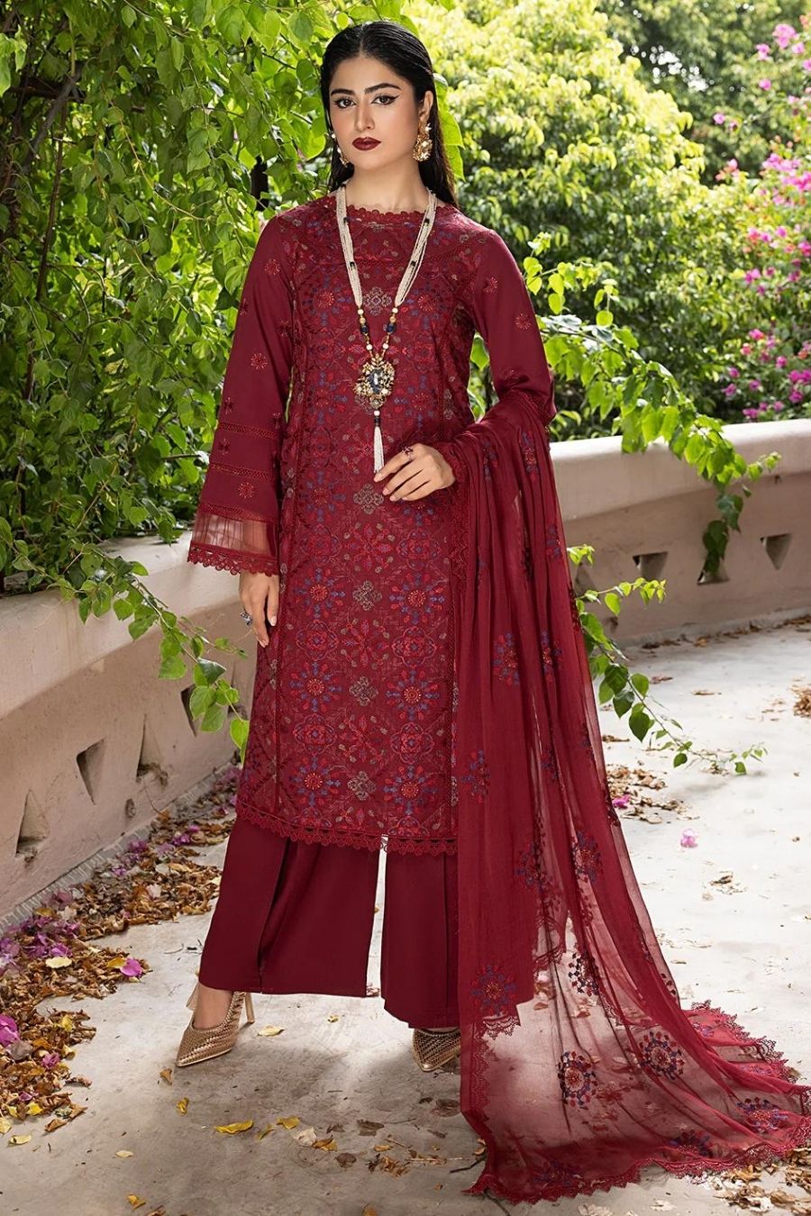 Mahnur-Embroidered Karandi-Red-3PC - Branded Cut Pieces