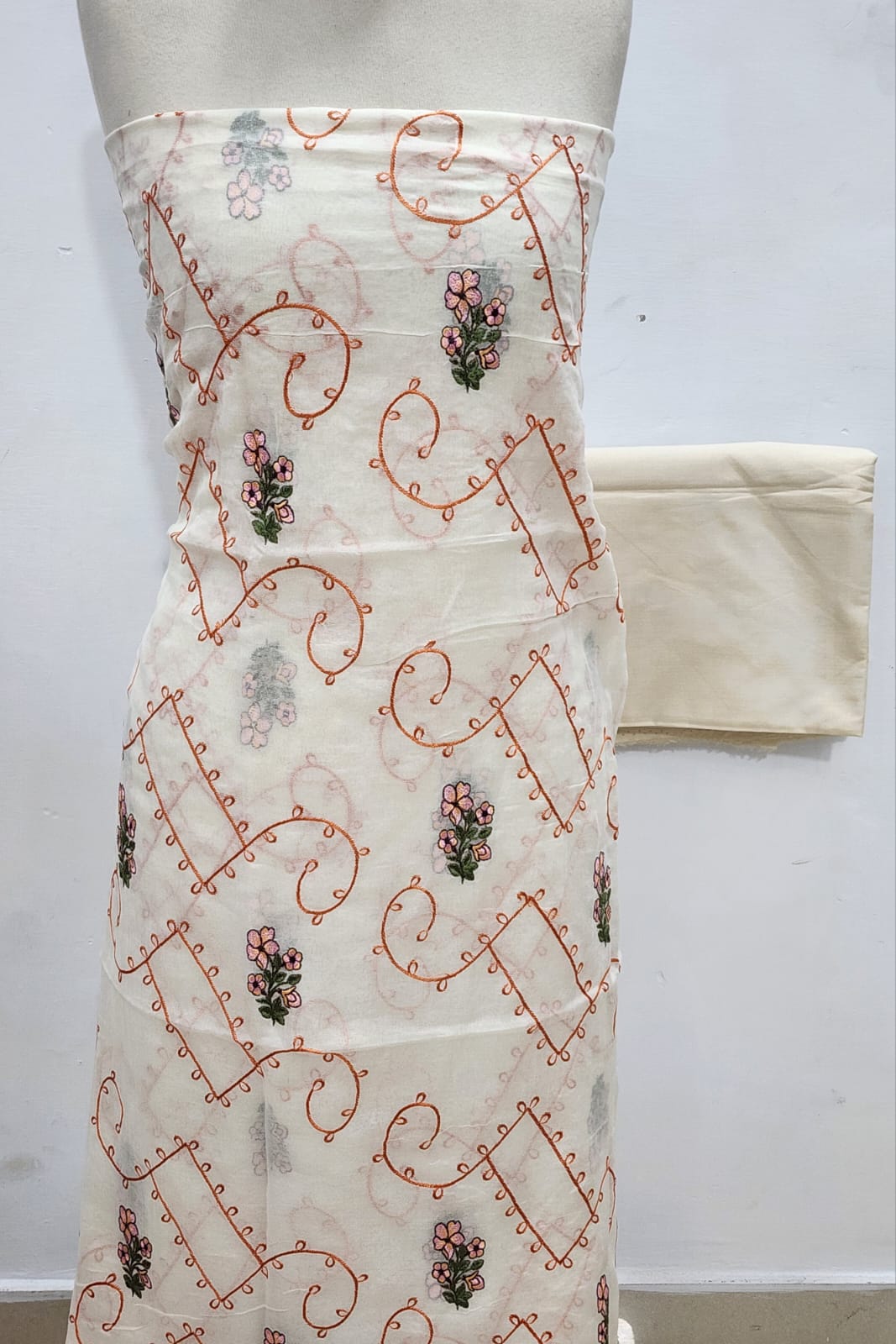 Designer Unstitched Embroidered ST Lawn 2pc