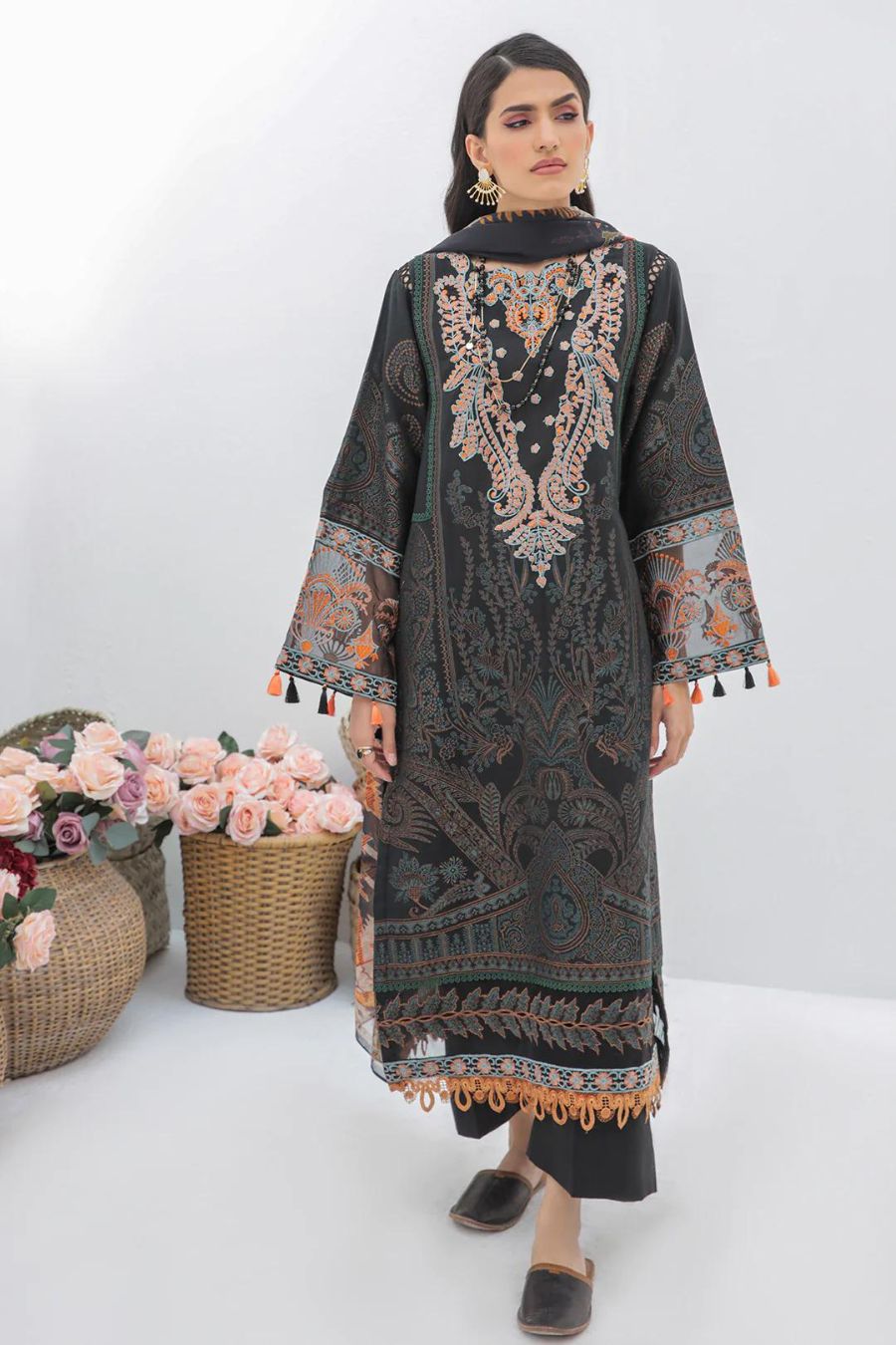 Embroidered Lawn-Black-2PC - Branded Cut Pieces