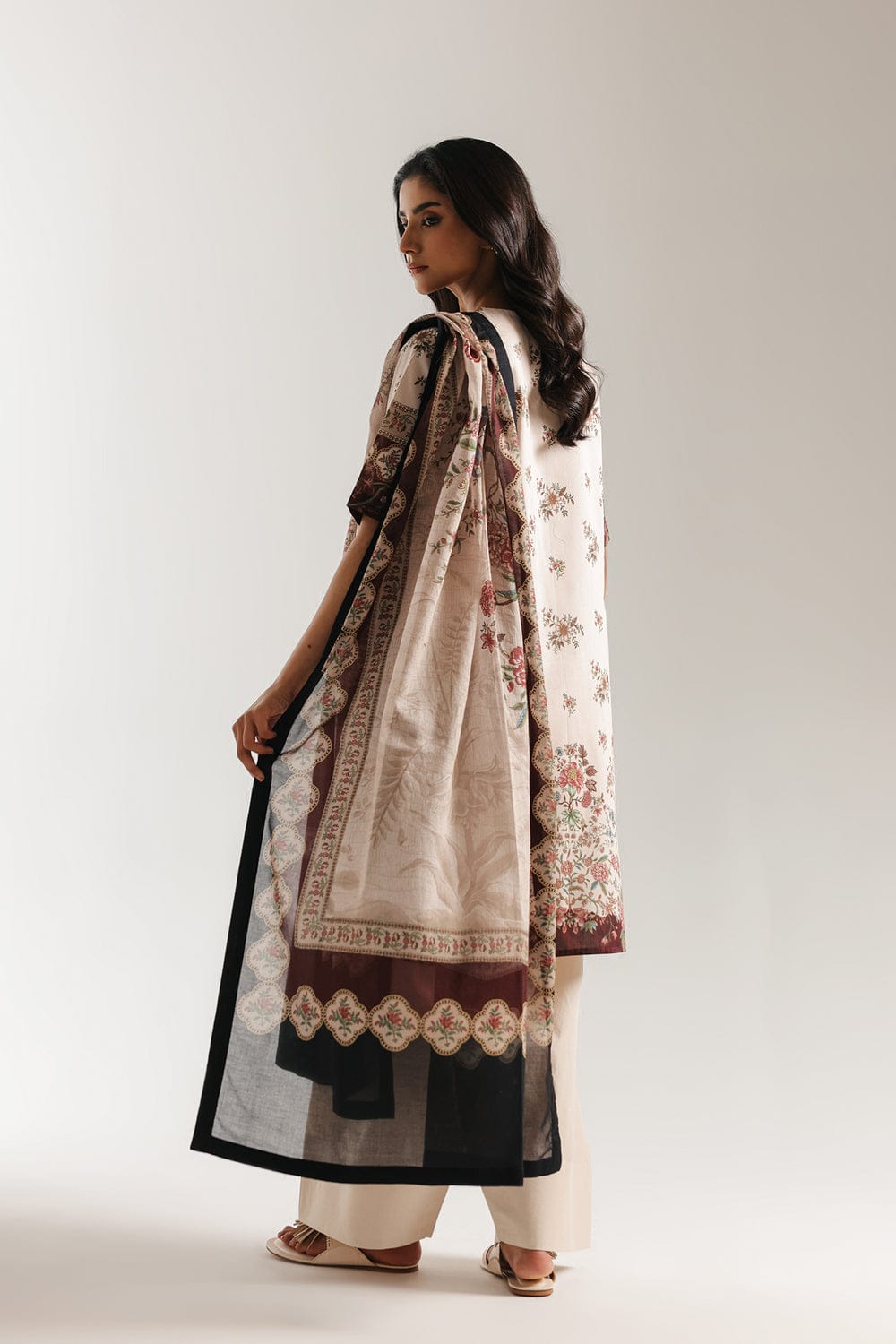 Ethnic Unstitched Printed Lawn 3pc