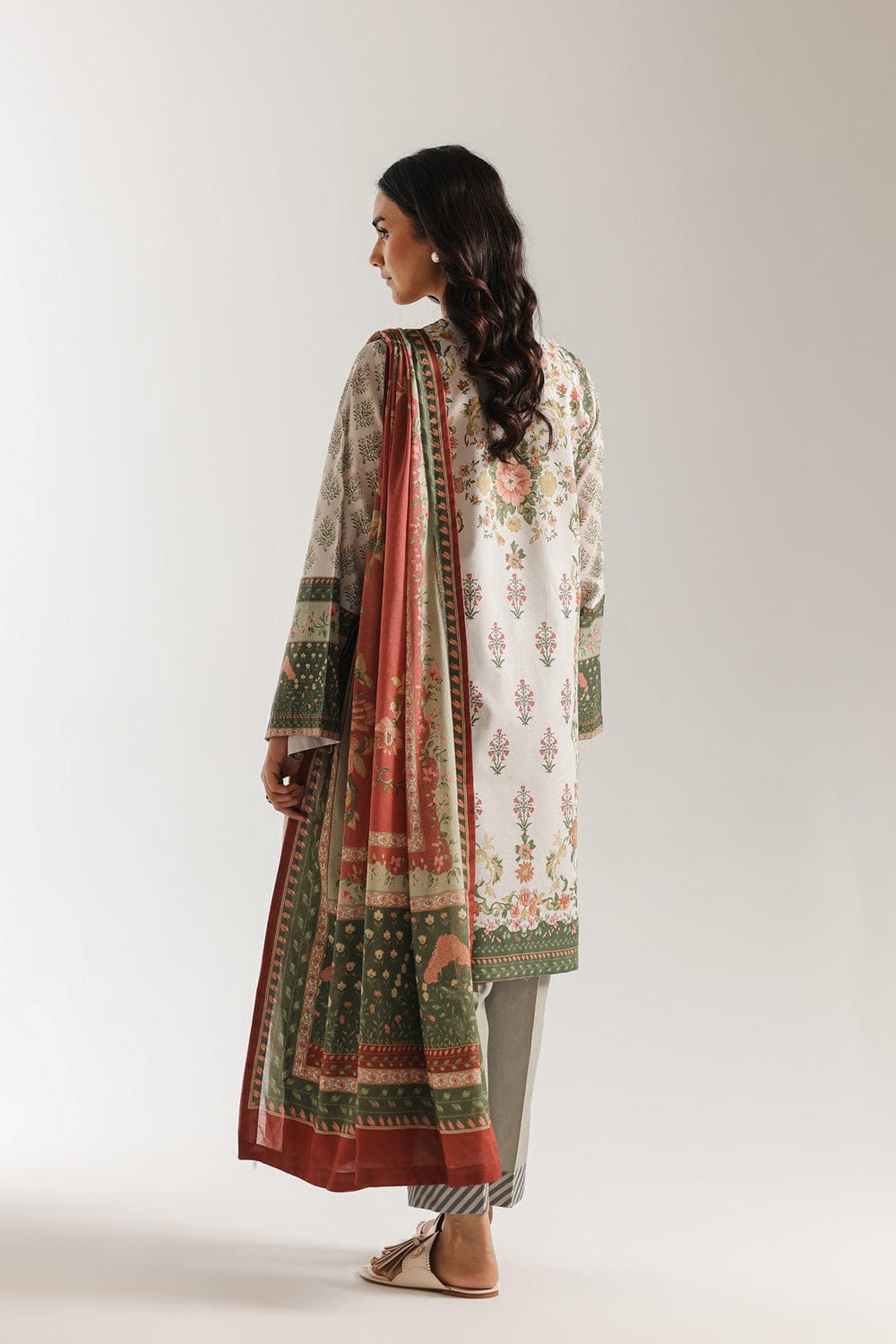 Ethnic Unstitched Printed Lawn 3pc