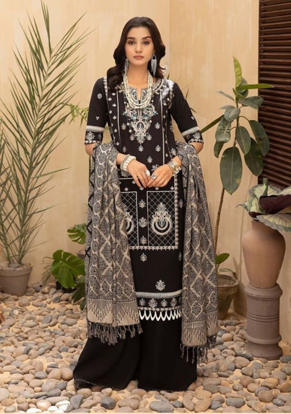 Aizal-Embroidered khaadar-Black-3PC - Branded Cut Pieces