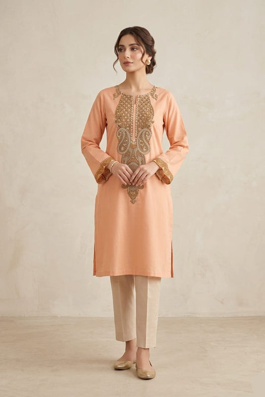 La Reine Stitched Embroidered 2Pc