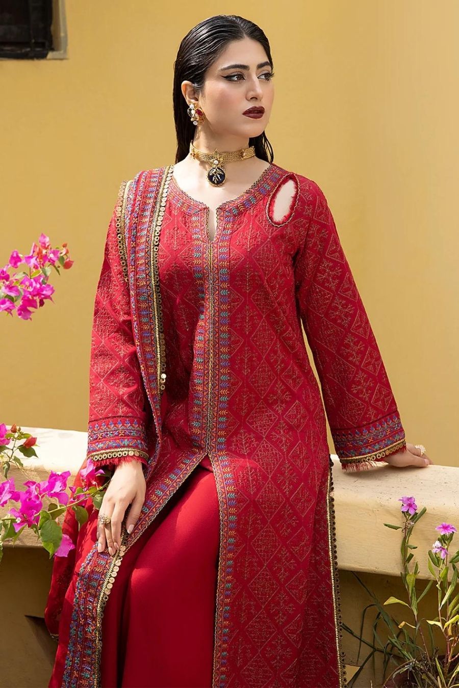 Mahnur-Embroidered Karandi-Red-3PC - Branded Cut Pieces