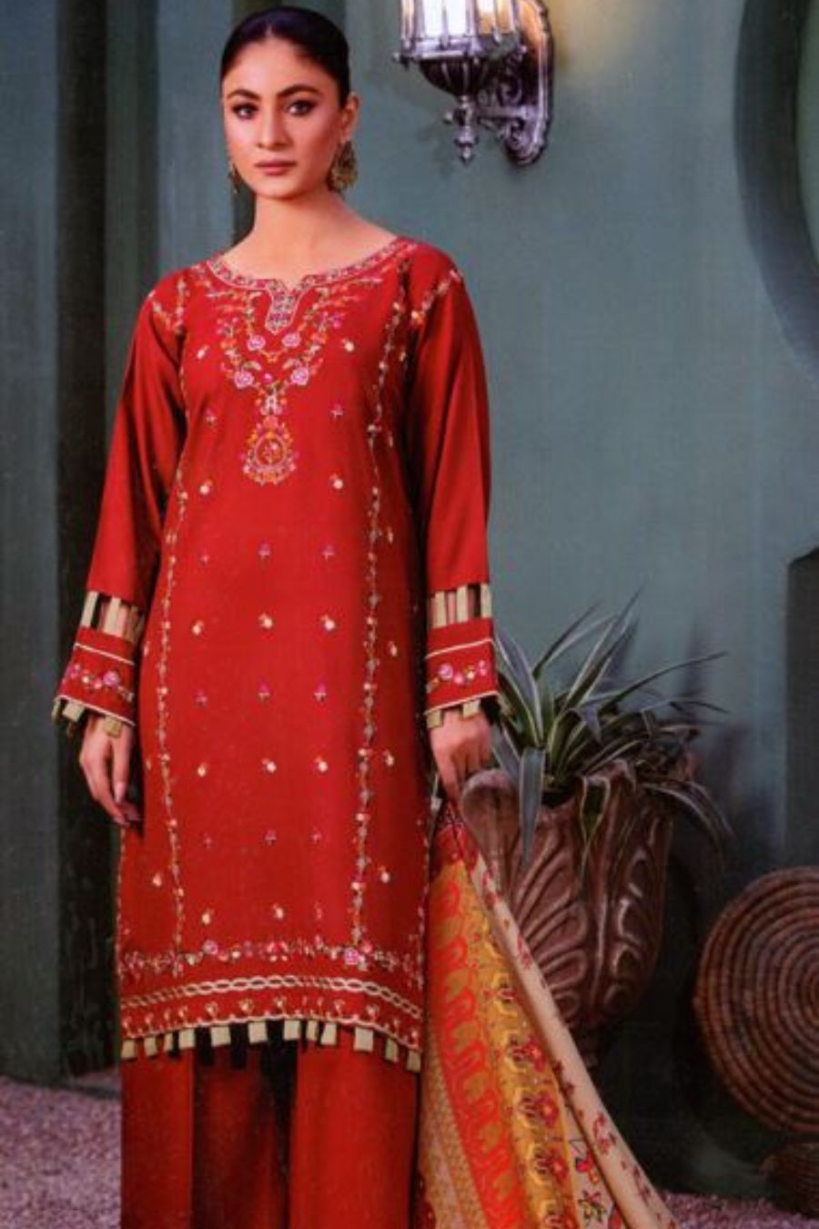 Noor Jahan(Crimson)-Embroidered Royan Peach-Red-3PC - Branded Cut Pieces