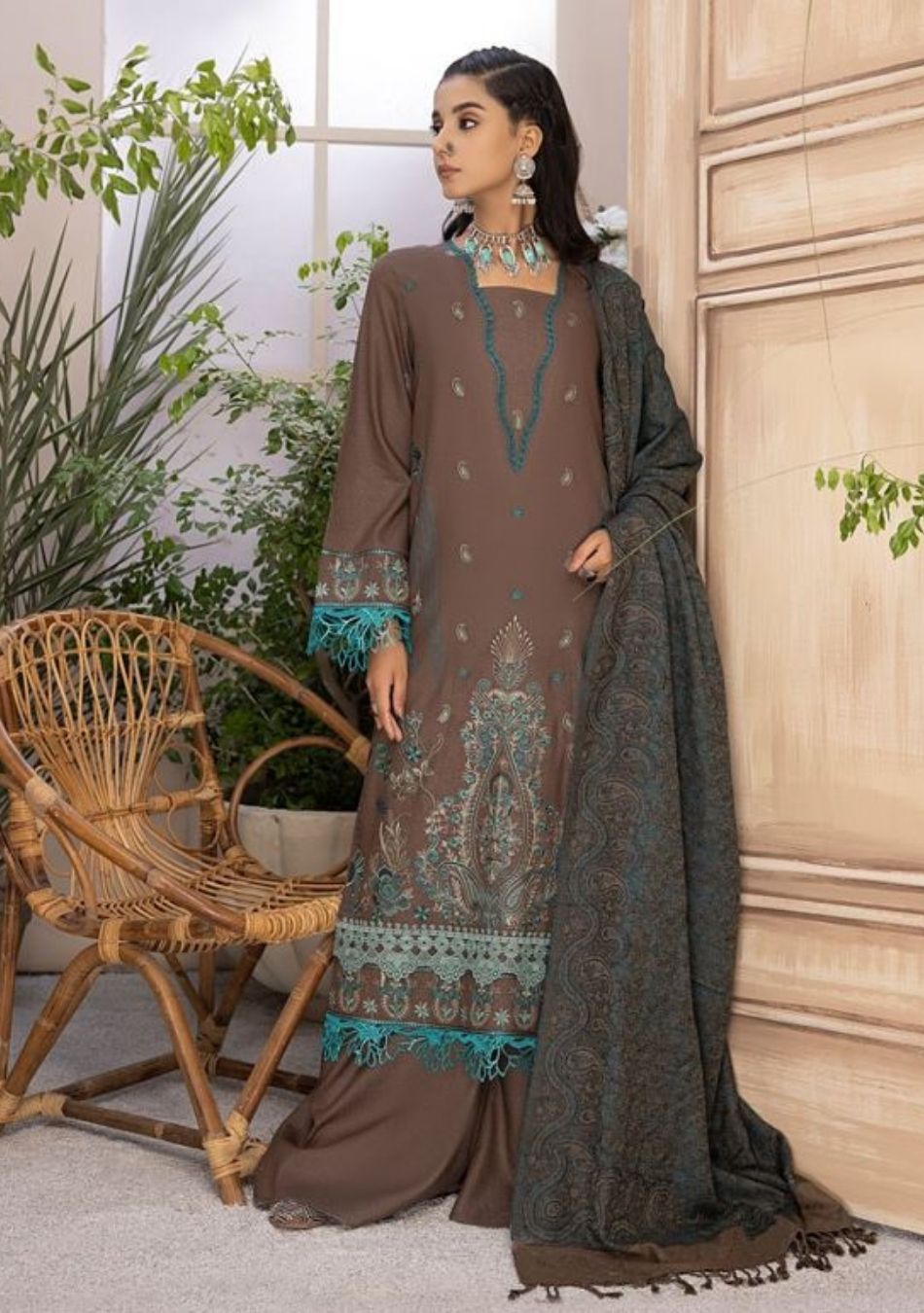 Aizal-Embroidered karandi-Grey-3PC - Branded Cut Pieces