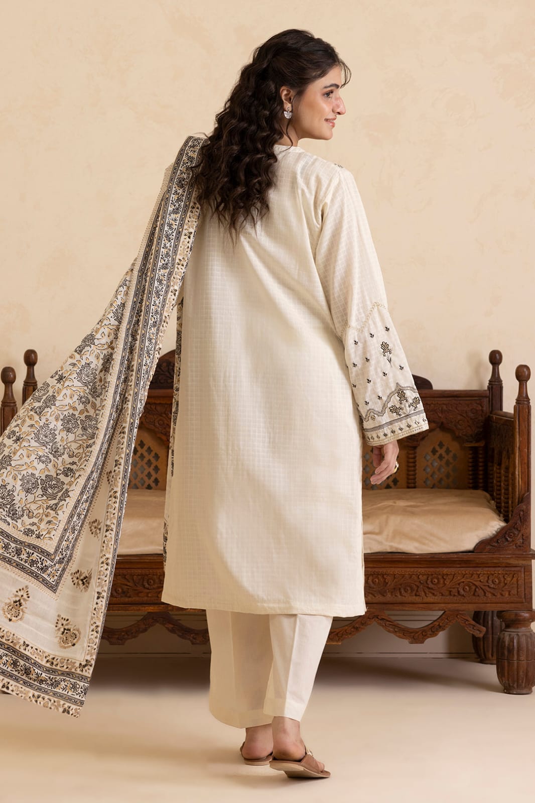 Zellbury Stitched Embroidered Lawn 3pc