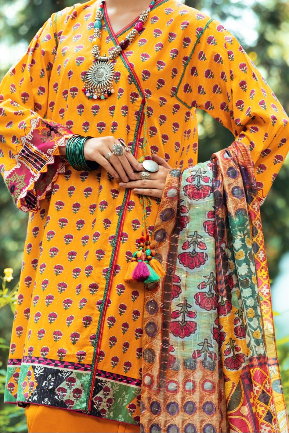 Almirah Unstitched Ladie's 3pc