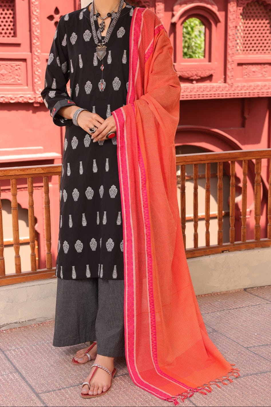Almirah Unstitched Ladie's 3pc