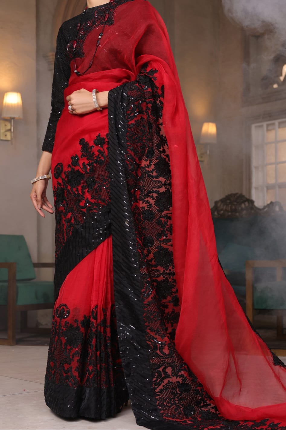 Almirah Luxury Ladie's Saree