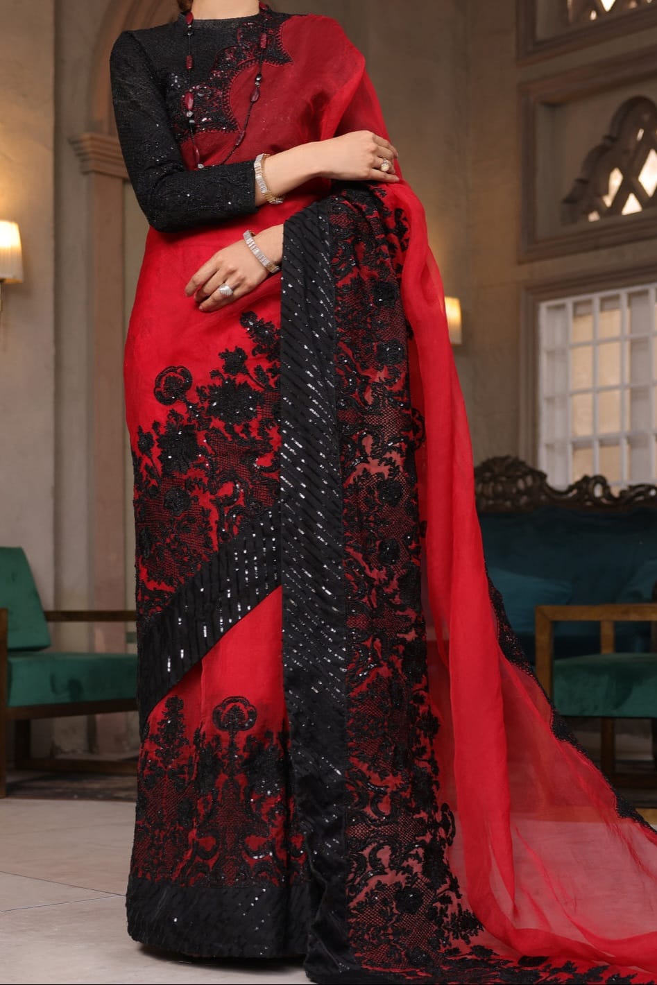Almirah Luxury Ladie's Saree