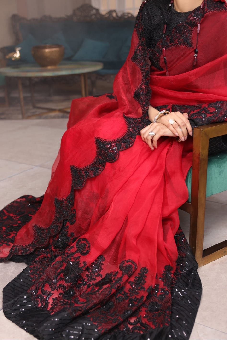 Almirah Luxury Ladie's Saree