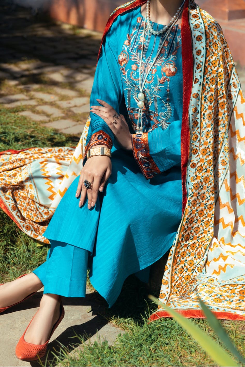Almirah Stitched Ladie's Premiuim 3pc