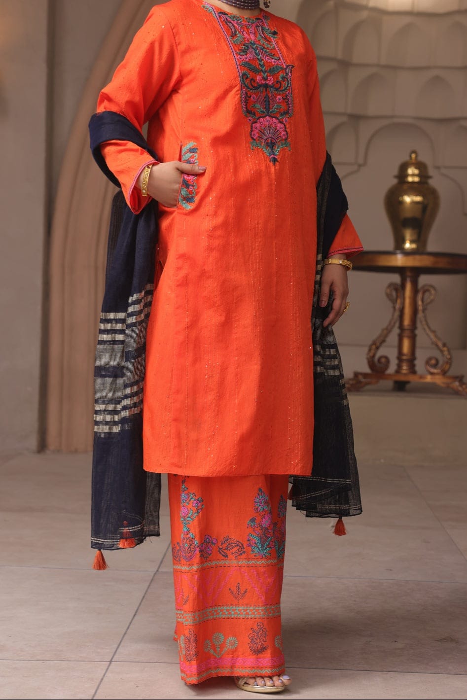 Almirah Stitched Ladie's Premiuim 3pc