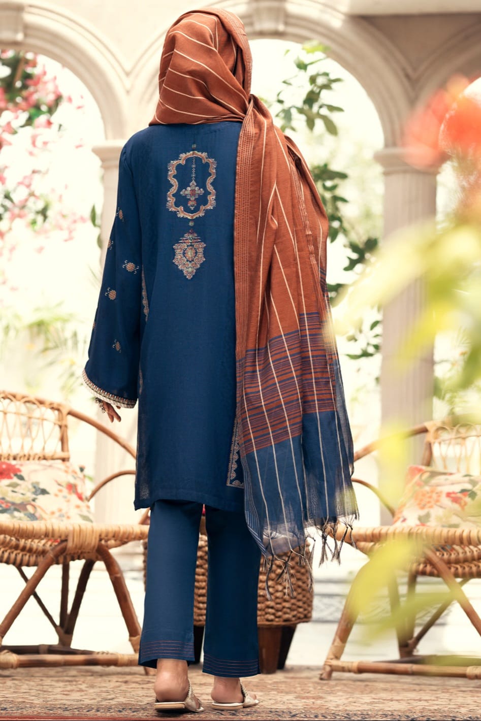Almirah Stitched Ladie's Premiuim 3pc