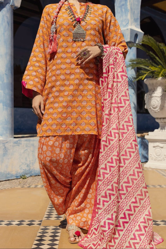 Almirah Stitched Ladie's Premiuim 3pc