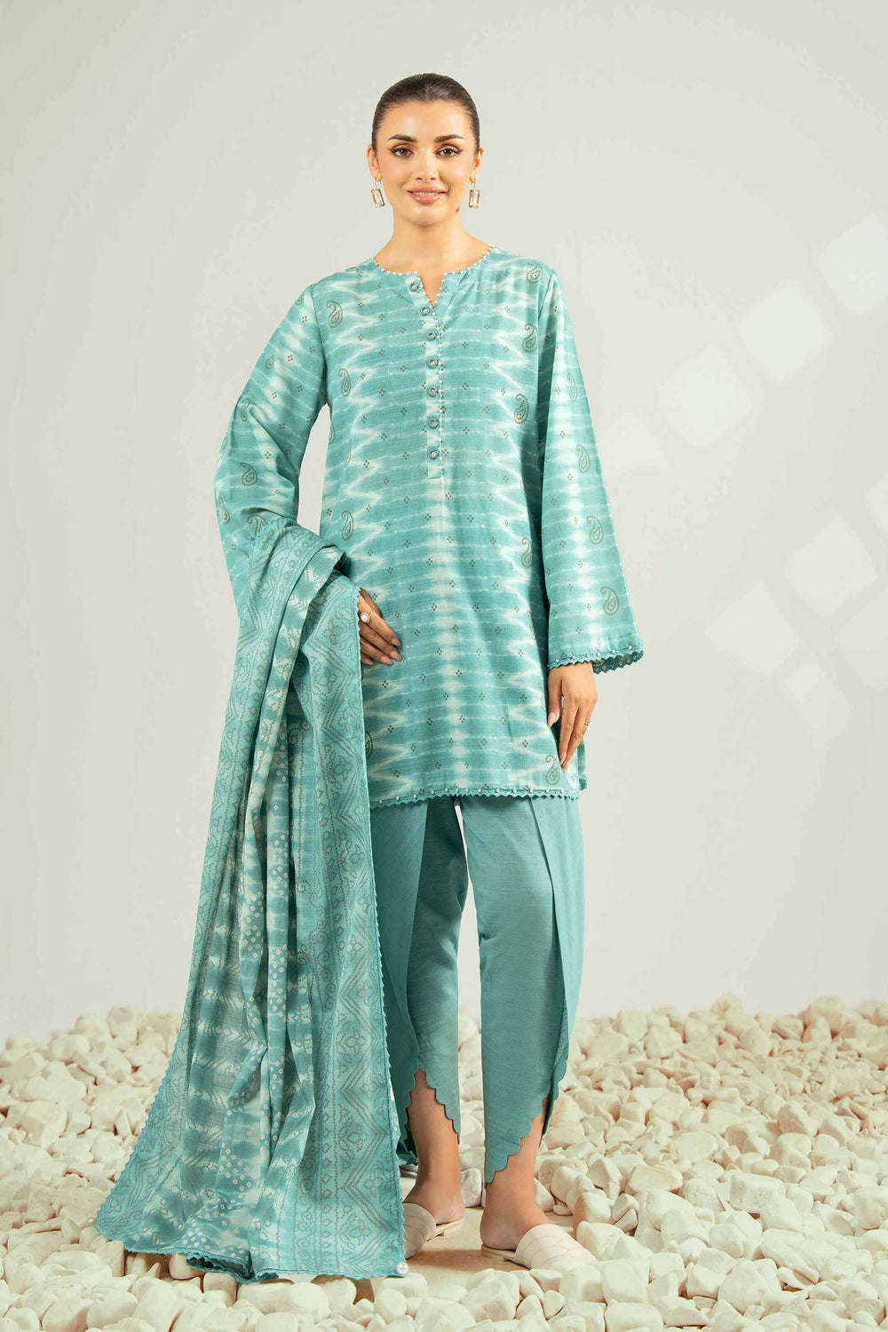 Nishat Unstitched Printed Khaddar 3pc