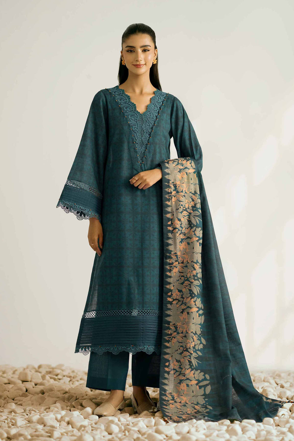 Nishat Unstitched Printed Khaddar 3pc