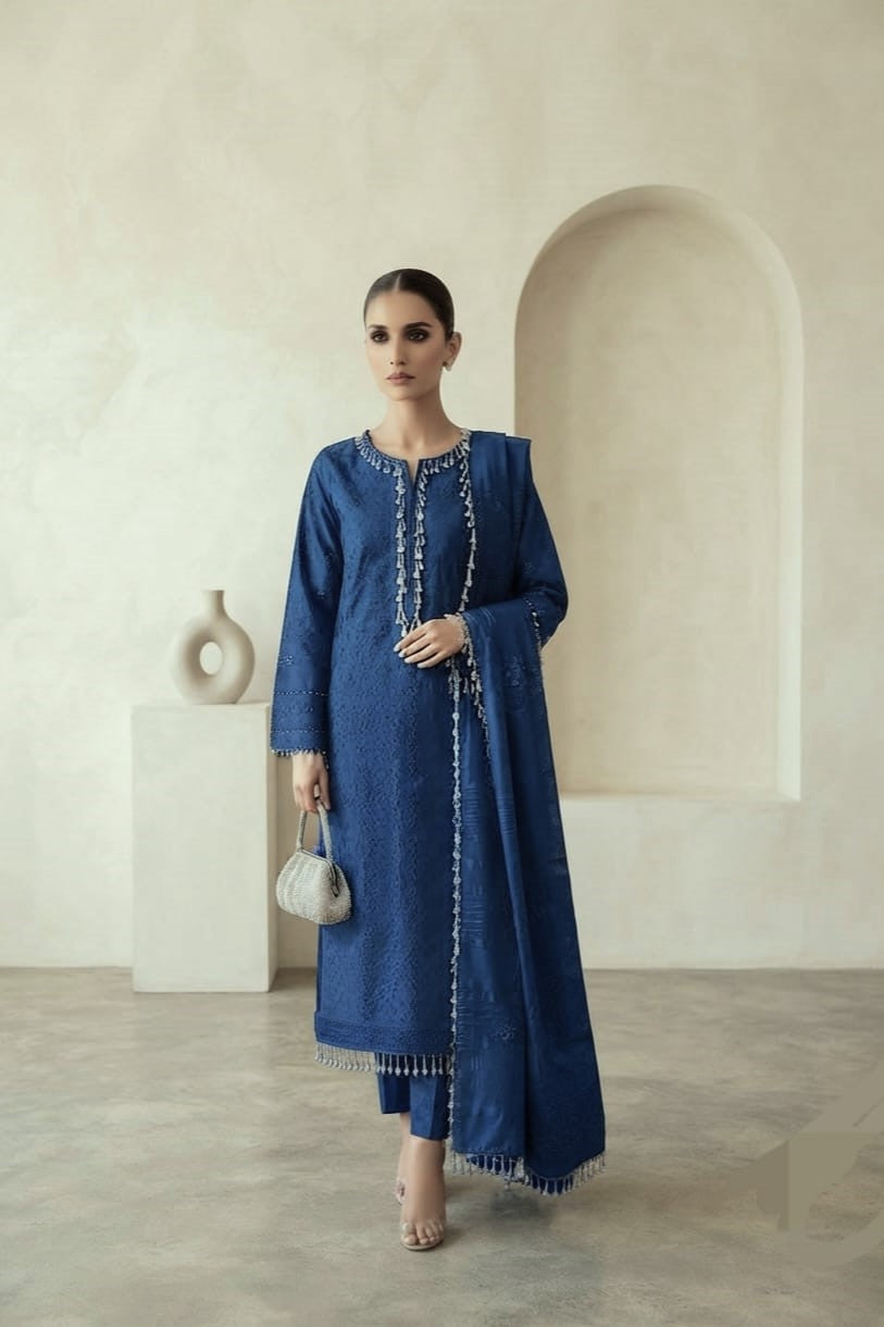 Noor jahan Noir Unstitched Embroidered Wool 3pc