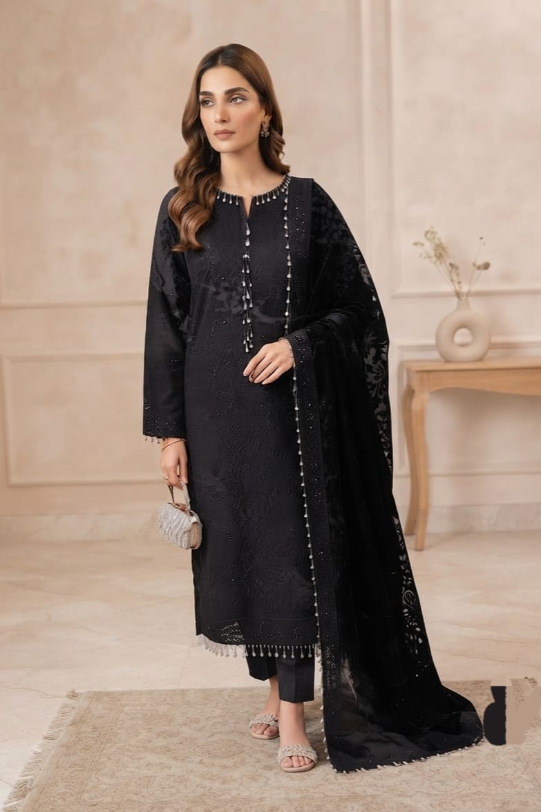 Noor jahan Gul E Noor Unstitched Embroidered Wool 3pc