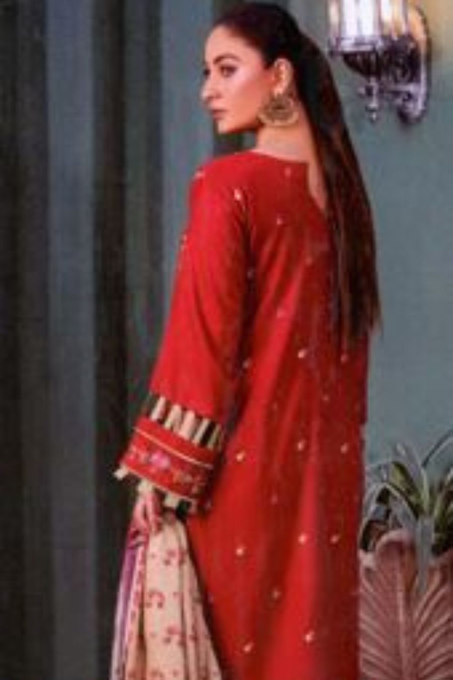 Noor Jahan(Crimson)-Embroidered Royan Peach-Red-3PC - Branded Cut Pieces