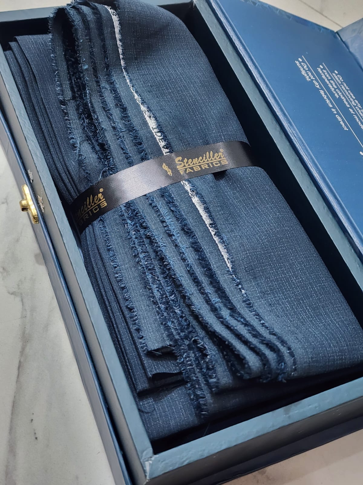 Stenciller Men's Ideal Suiting Wash & Wear