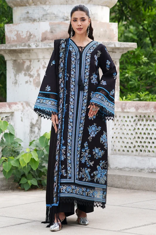 Mahnur Nova Embroidered Luxury Khaddar 3pc