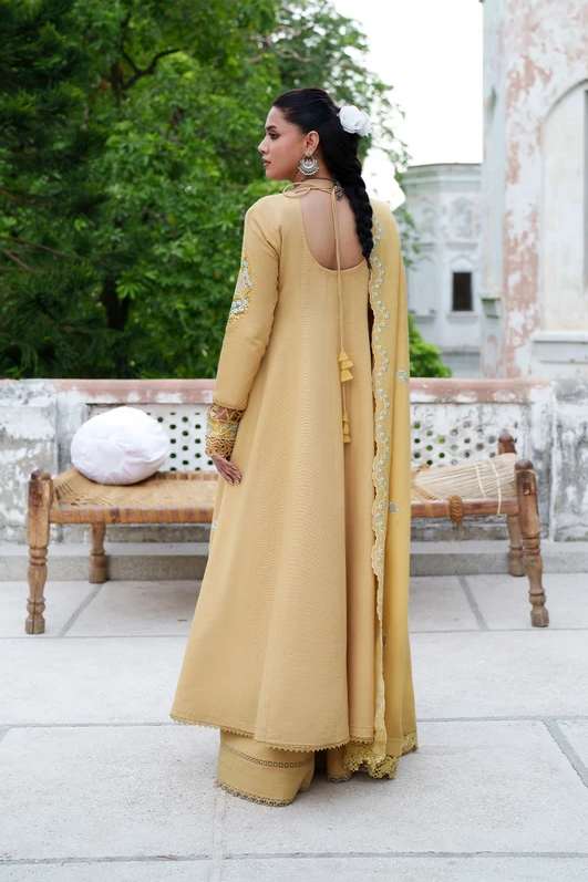 Mahnur Nova Embroidered Luxury Khaddar 3pc
