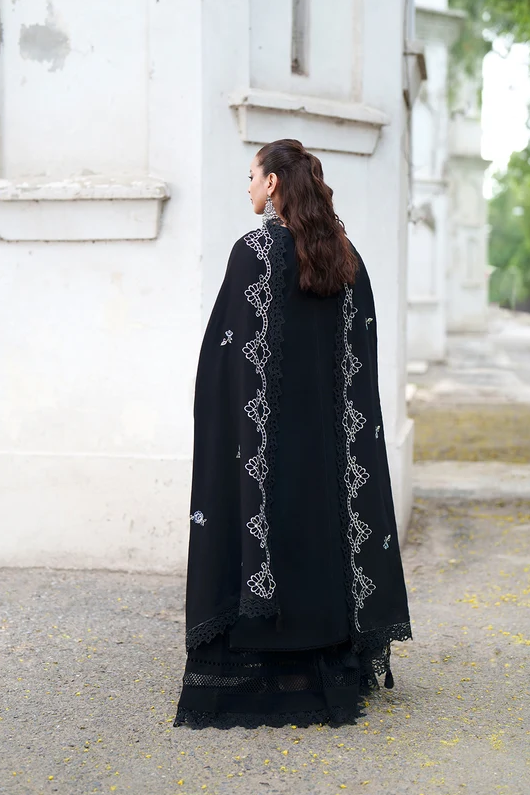 Mahnur Nova Embroidered Luxury Khaddar 3pc