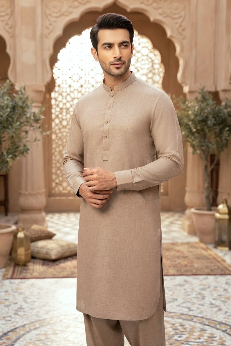 Stenciller Men's Unstitched Crystal Wool