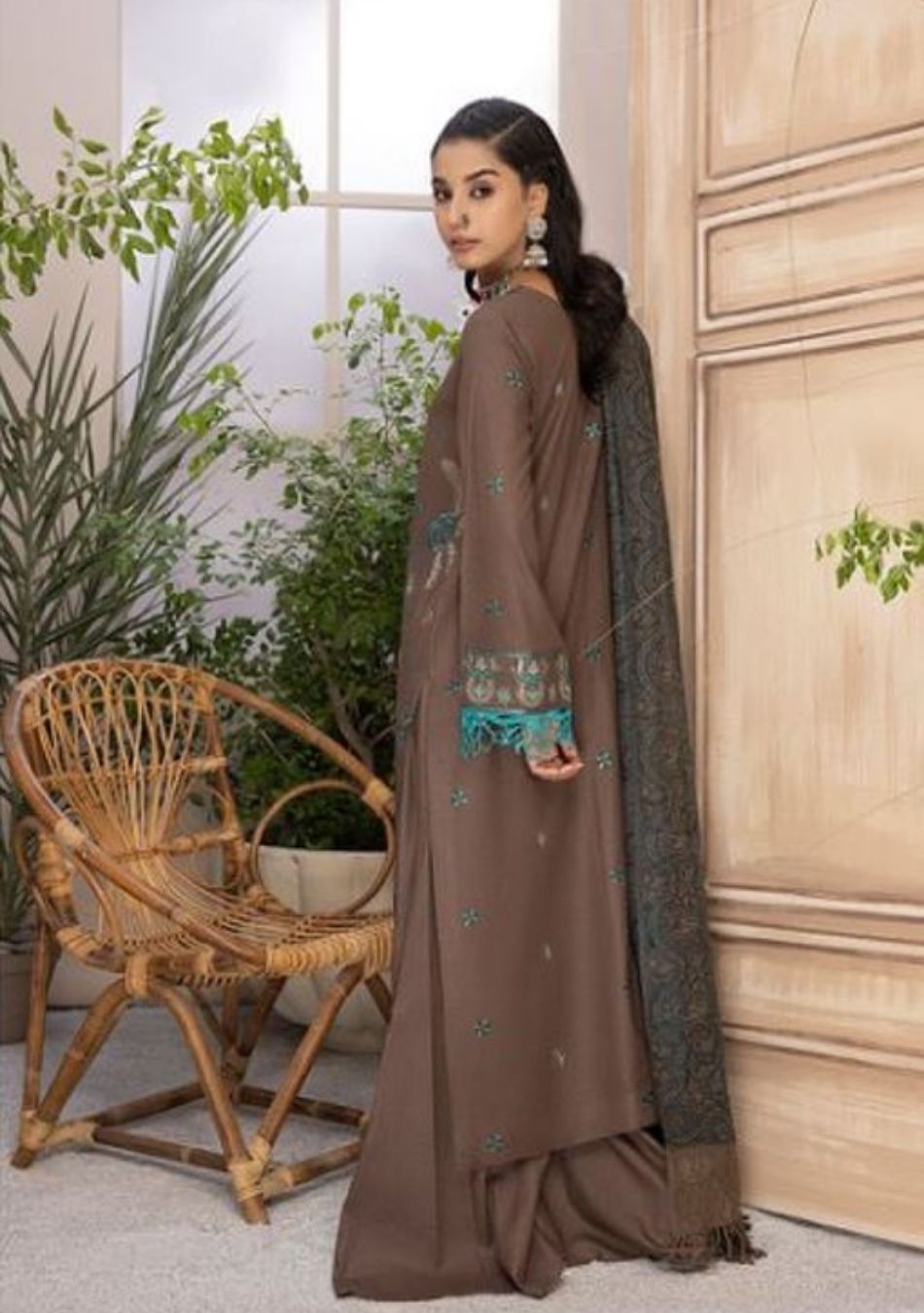 Aizal-Embroidered karandi-Grey-3PC - Branded Cut Pieces