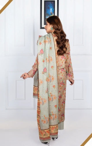 AMAL-LAWN-1007