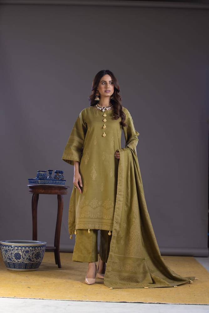 Hania&Minahil-Dyed Composed Jacquard Khaddar-L-Green-3PC - Branded Cut Pieces